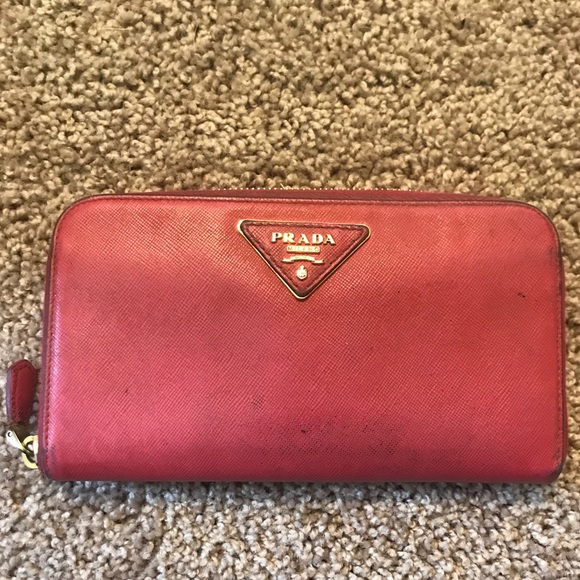 SOLD Prada Saffiano Leather Zip Wallet Pink - Picture 1 of 5